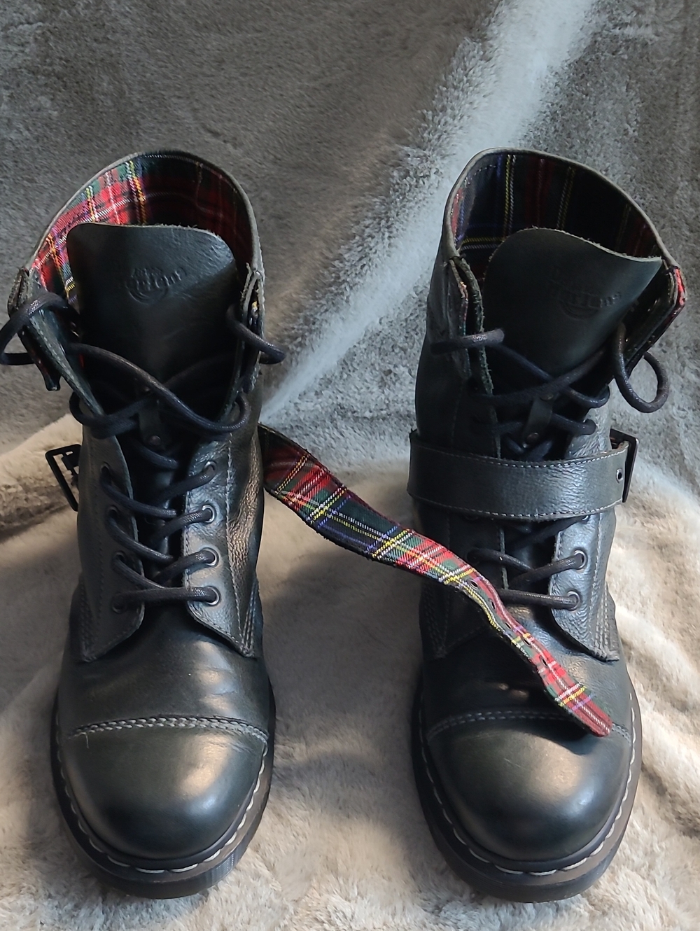 Dr. Martens 12153 Mid Calf Biker Style Leather Boots Mens 12 - Picture 9 of 10